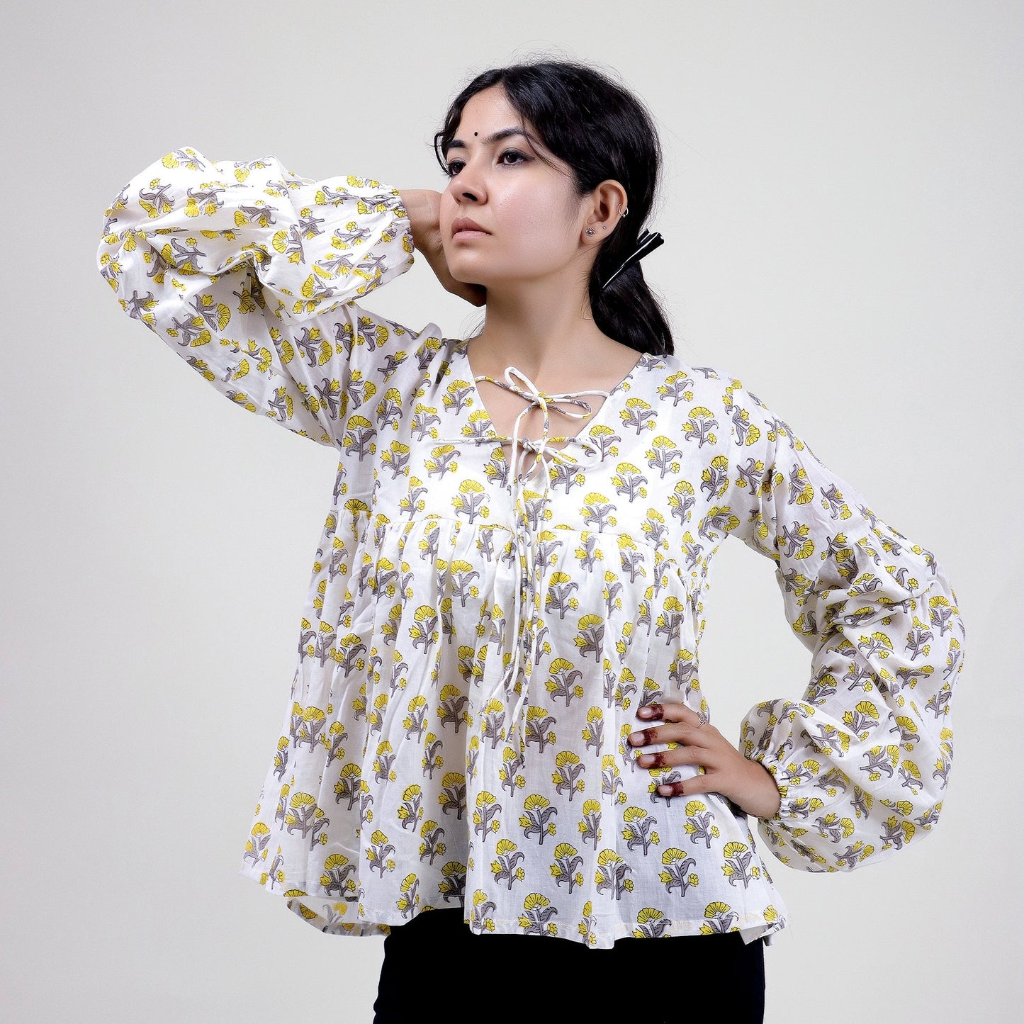 V Neck Fancy Tops For Women's